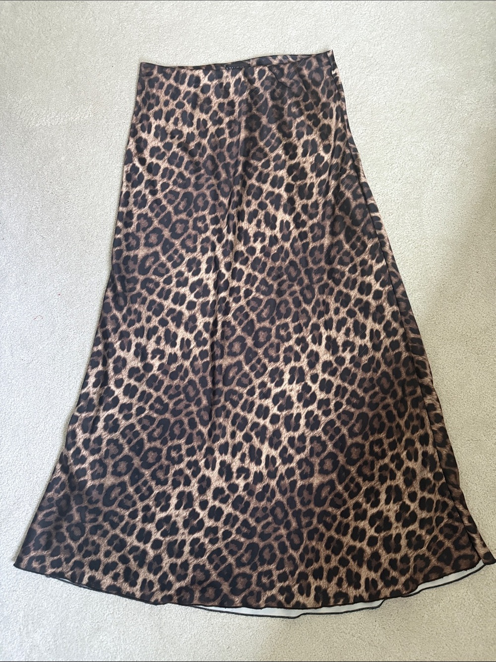 Amisu Leopard Print A-Line Midi Skirt